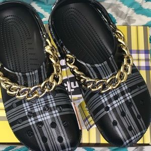 Crocs x Clueless Crocs